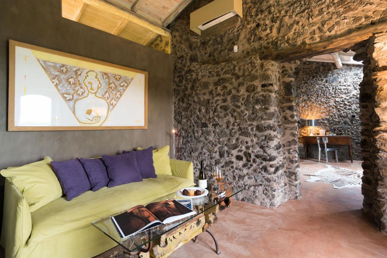 Monaci Delle Terre Nere Hotell Zafferana Etnea Exteriör bild